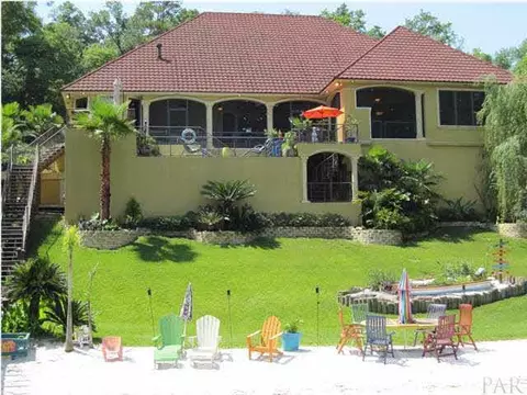 7464 Lakeside Dr, Milton, FL 32583 photo 5