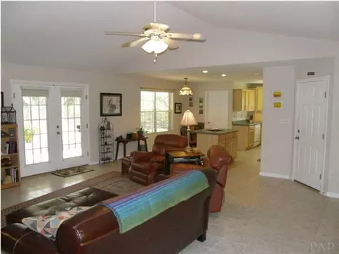 2153 Mykell Dr, Milton, FL 32583 photo 8