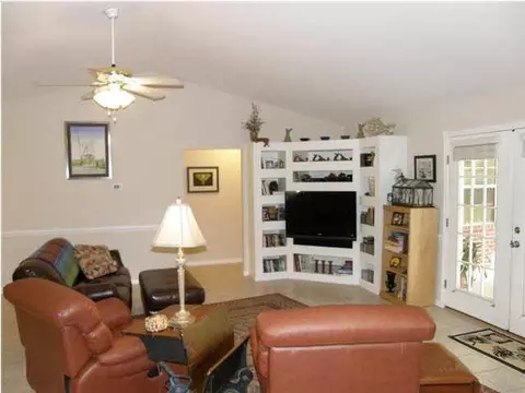 2153 Mykell Dr, Milton, FL 32583 photo 7