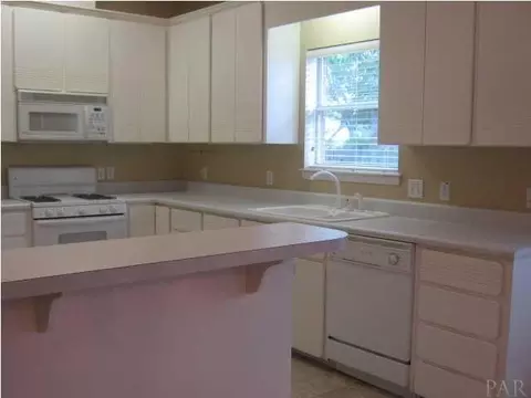 414 Milestone Blvd, Cantonment, FL 32533 photo 7