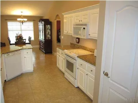 4232 Chittingham Dr, Pace, FL 32571 photo 7
