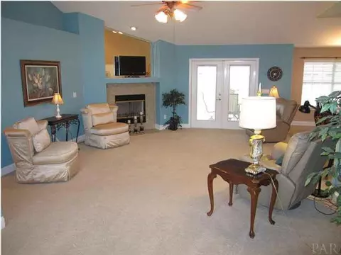 4232 Chittingham Dr, Pace, FL 32571 photo 5