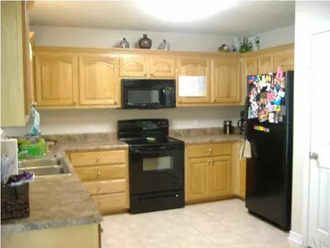 5863 Cedar Tree Dr, Milton, FL 32570 photo 5