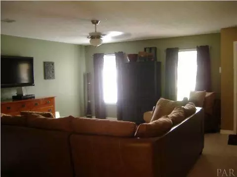 5863 Cedar Tree Dr, Milton, FL 32570 photo 9