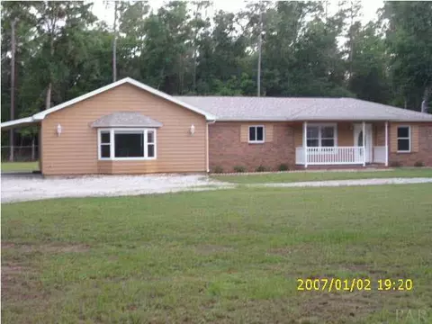6237 Banyan Dr, Milton, FL 32570 photo 1