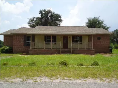 5775 Eagle Dr, Milton, FL 32570 photo 1
