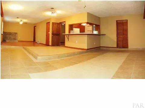5160 Seagull Dr, Pace, FL 32571 photo 2