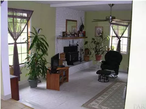 3333 Robinson Point Rd, Milton, FL 32583 photo 1