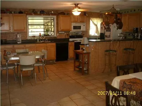 3333 Robinson Point Rd, Milton, FL 32583 photo 2