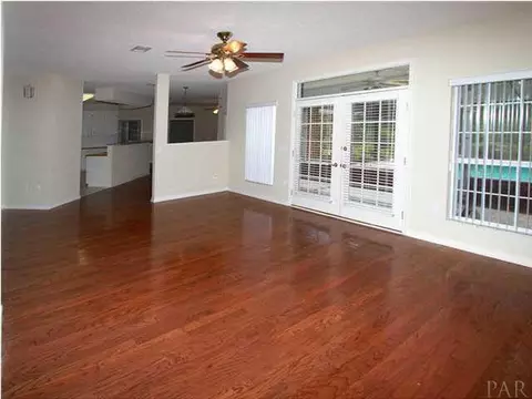 835 Copper Ridge Dr, Cantonment, FL 32533 photo 3