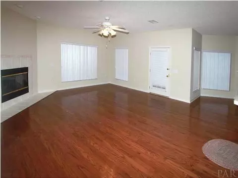 835 Copper Ridge Dr, Cantonment, FL 32533 photo 4