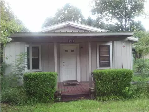 4529 Edgewood Dr, Milton, FL 32583 photo 1