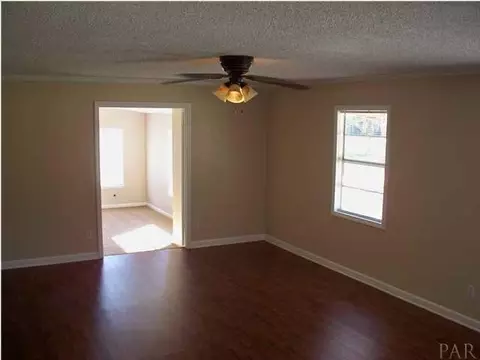 8230 Parker Rd, Milton, FL 32570 photo 6