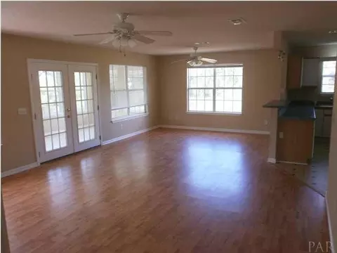 285 Katie St, Milton, FL 32583 photo 6