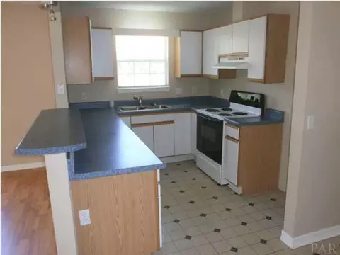 285 Katie St, Milton, FL 32583 photo 8