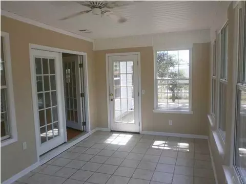 285 Katie St, Milton, FL 32583 photo 4