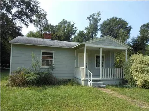 6624 Maple St, Milton, FL 32570 photo 1