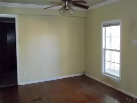 5221 Meadows Dr, Jay, FL 32565 photo 9