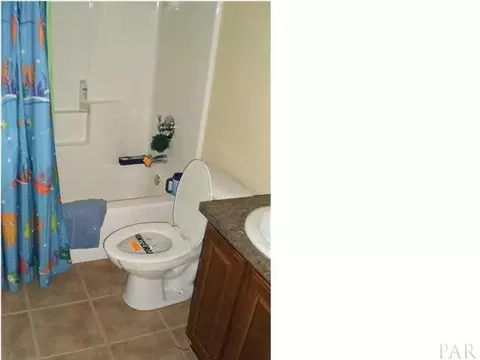 4472 Oak Forest Dr, Milton, FL 32583 photo 4