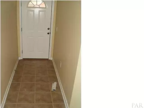 4472 Oak Forest Dr, Milton, FL 32583 photo 5