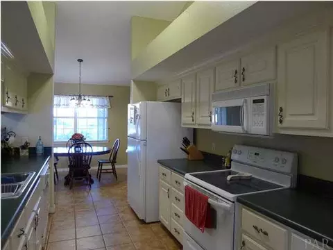 4890 Timber Ridge Dr, Pace, FL 32571 photo 6