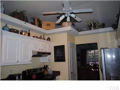 5824 Jameson Cr, Pace, FL 32571 photo 9