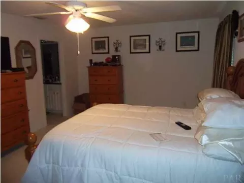 5824 Jameson Cr, Pace, FL 32571 photo 17