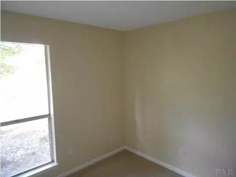 5324 E Avenida De Golf, Pace, FL 32571 photo 4