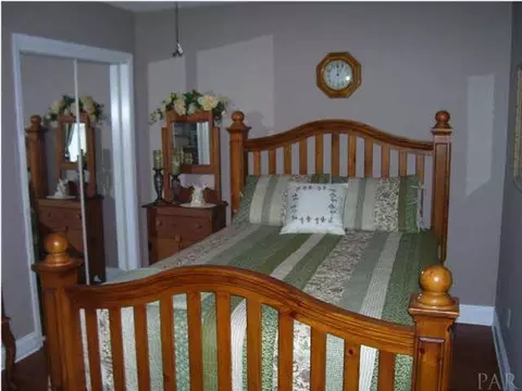 2152 Parker Rd, Cantonment, FL 32533 photo 10