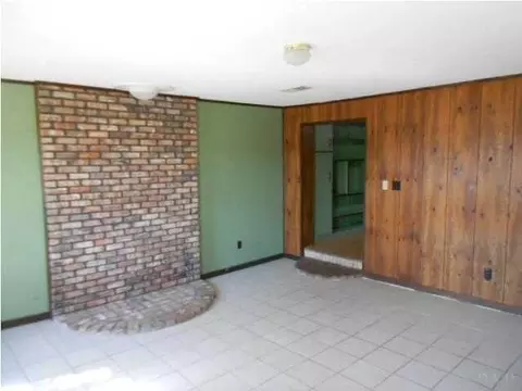 6412 Simpson Dr, Milton, FL 32570 photo 2