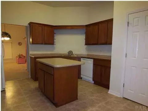 3222 Moss Pt Ln, Cantonment, FL 32533 photo 6