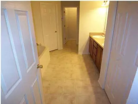 3222 Moss Pt Ln, Cantonment, FL 32533 photo 11