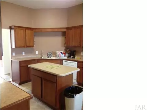 3222 Moss Pt Ln, Cantonment, FL 32533 photo 7