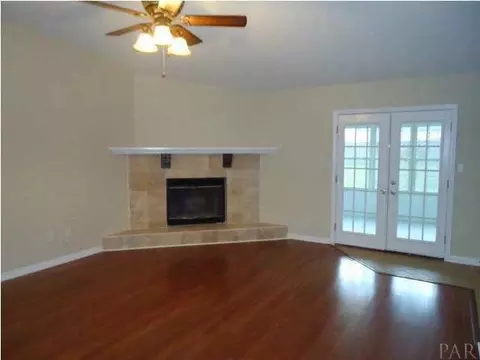 3629 Pebble Ln, Milton, FL 32583 photo 3