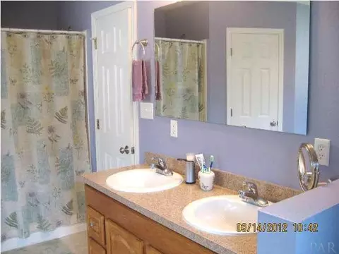 2828 Reese Ln, Cantonment, FL 32533 photo 10