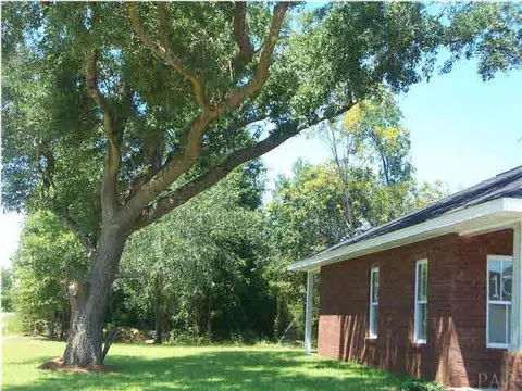 3934 Willow Glen Dr, Pace, FL 32571 photo 2