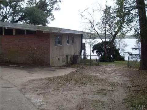 7760 Lakeside Dr, Milton, FL 32583 photo 2