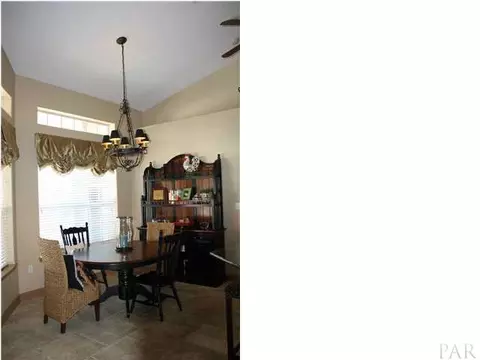 4243 Lancaster Gate Dr, Pace, FL 32571 photo 9
