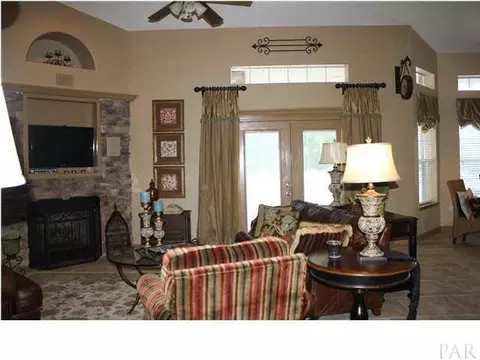 4243 Lancaster Gate Dr, Pace, FL 32571 photo 4