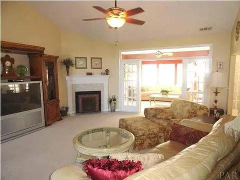 5656 Doral Dr, Pace, FL 32571 photo 8