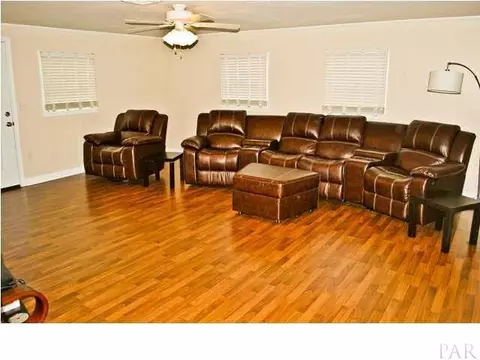 602 E Laurel St, Atmore, AL 36502 photo 7