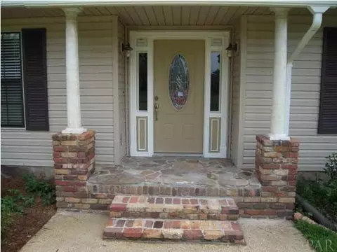 690 Cedar Tree Ln, Cantonment, FL 32533 photo 2