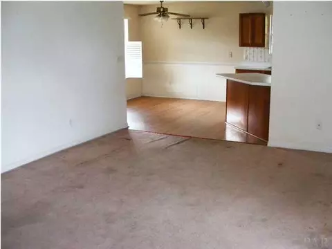 2017 Commodore St, Navarre, FL 32566 photo 4