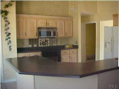 5960 Grandview Dr, Milton, FL 32570 photo 5