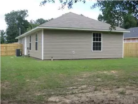 3981 Edgefield Dr, Pace, FL 32571 photo 2