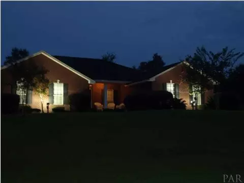 138 Countri Ln, Cantonment, FL 32533 photo 2