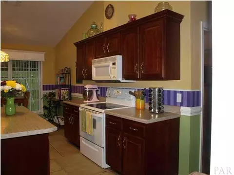 138 Countri Ln, Cantonment, FL 32533 photo 8