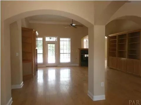 3027 Greystone Dr, Pace, FL 32571 photo 3