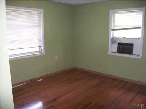 555 Cedar Tree Ln, Cantonment, FL 32533 photo 8