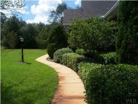 2700 Sherrilane Dr, Cantonment, FL 32533 photo 3